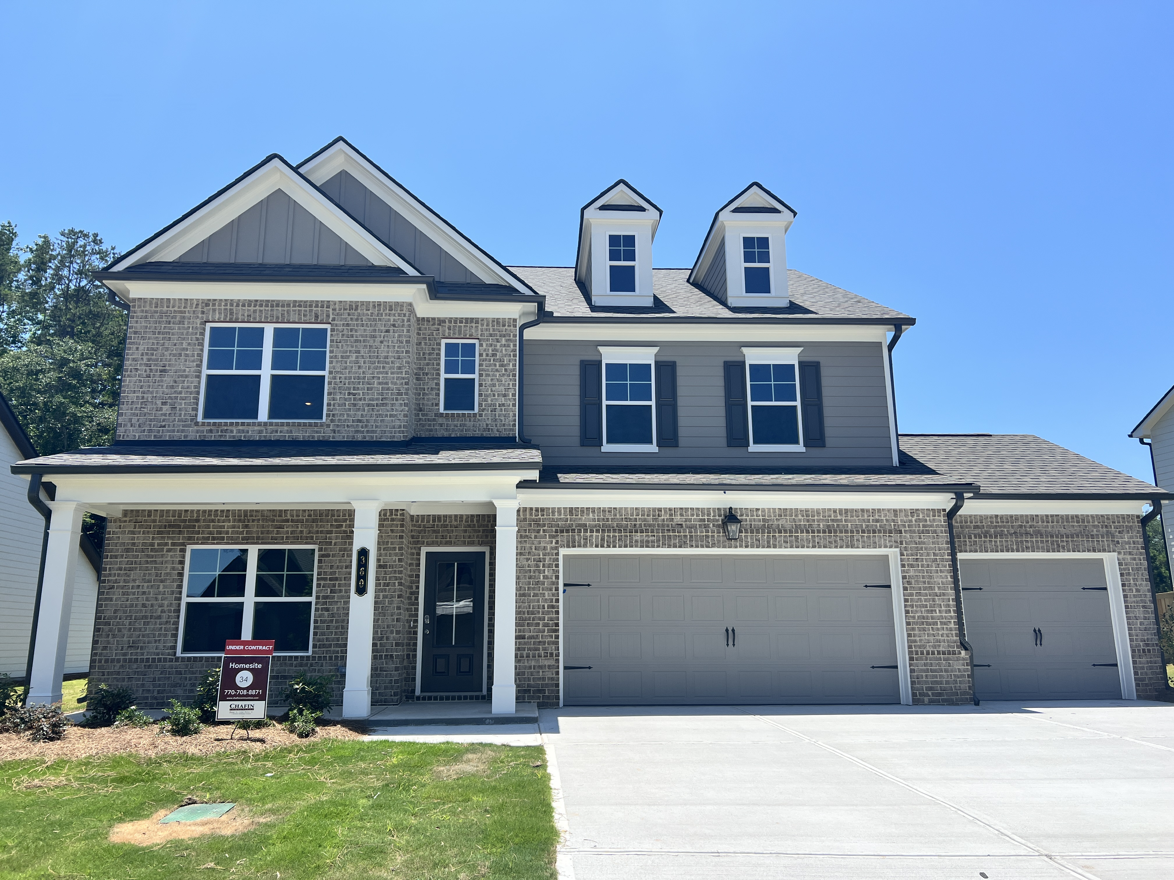 HOSCHTON $512,000